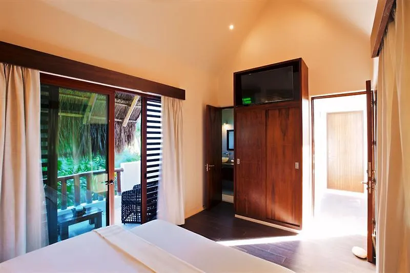 Hotel Mukan Resort South Of Tulum 4*,
